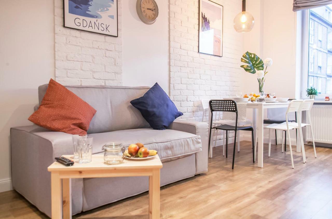 Family Luxury Comfort Old Town Apartament, 1-8, 2 Sypialnie I Salon, Parking W Cenie Gdansk Ngoại thất bức ảnh