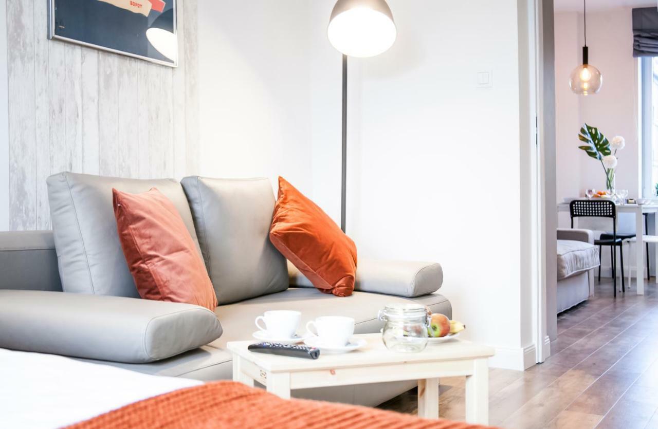 Family Luxury Comfort Old Town Apartament, 1-8, 2 Sypialnie I Salon, Parking W Cenie Gdansk Ngoại thất bức ảnh